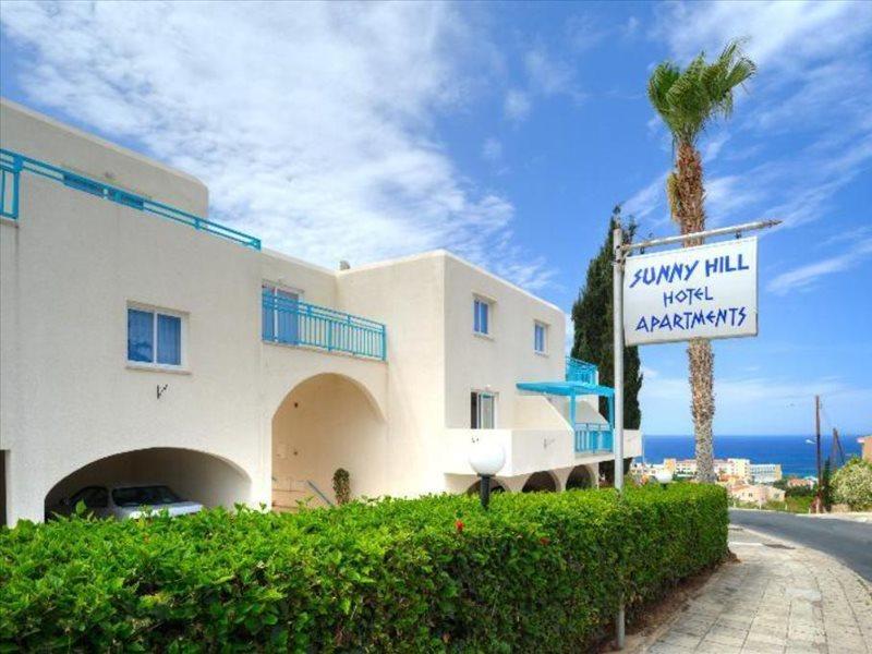 Sunny Hill Hotel Apartments Paphos Exterior foto
